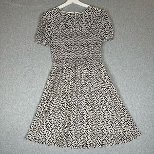 Gilli Womens Size Small Knee Length Dress Cream Red Black Lined Smocked Bodice